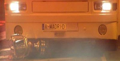 <i>On This Day:</i> Trofi Copa del Rey Real Madrid Terlindas Bus